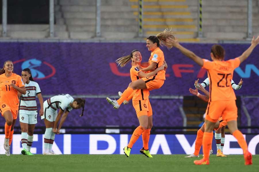Van de Donk's stunner was the difference between the Netherlands and Portugal