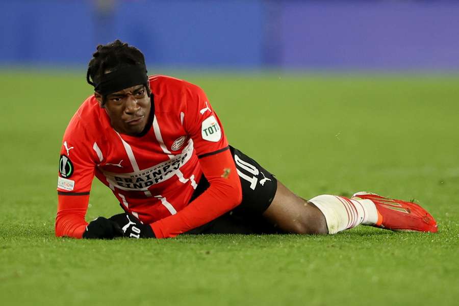 Noni Madueke in action for PSV Eindhoven