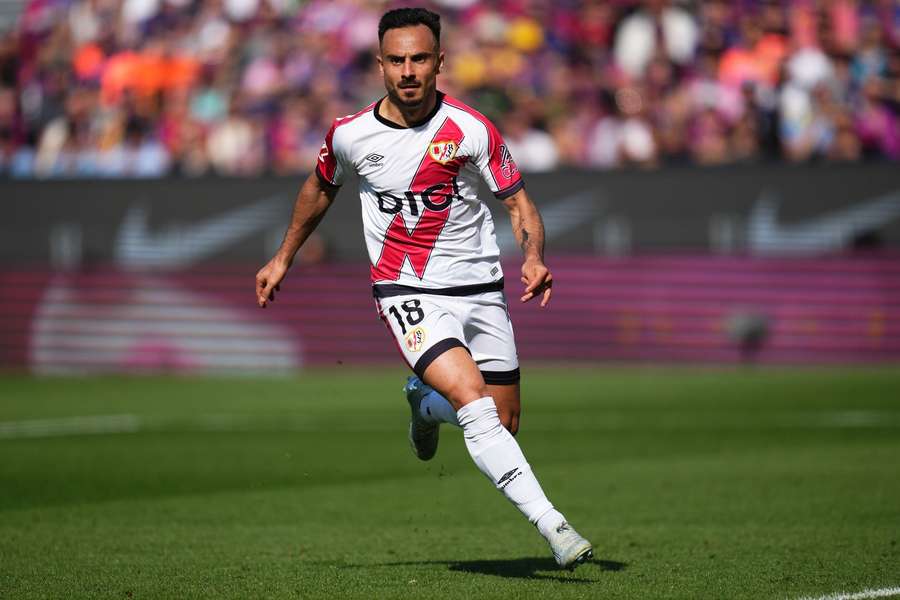 Álvaro García es el máximo anotador del Rayo vallecano en Conference League con tres goles