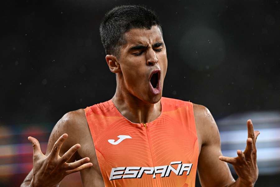 Attaoui, atleta español, celebrando