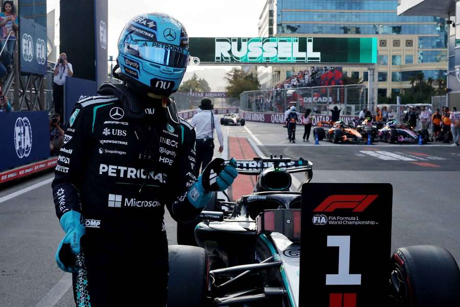Russell a jeho radosť z prvého miesta v kvalifikácii. Russell a jeho radosť z prvého miesta v kvalifikácii.