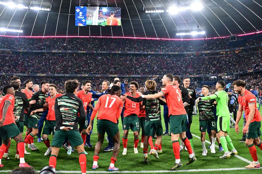 A festa dos jogadores de Portugal na Allianz Arena, em Munique