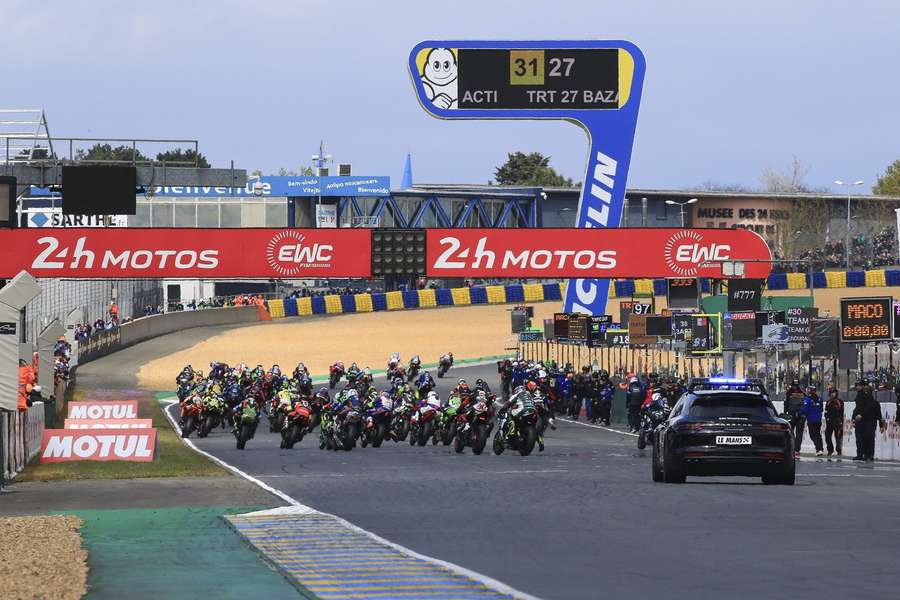 Os campeões mundiais reinantes venceram a primeira ronda do EWC 2023