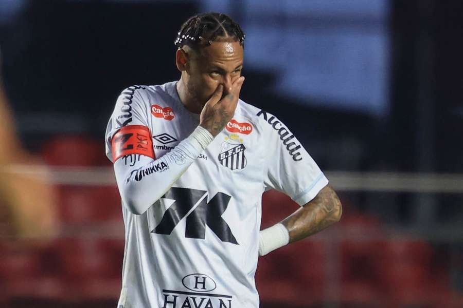 Neymar je opět zraněný.