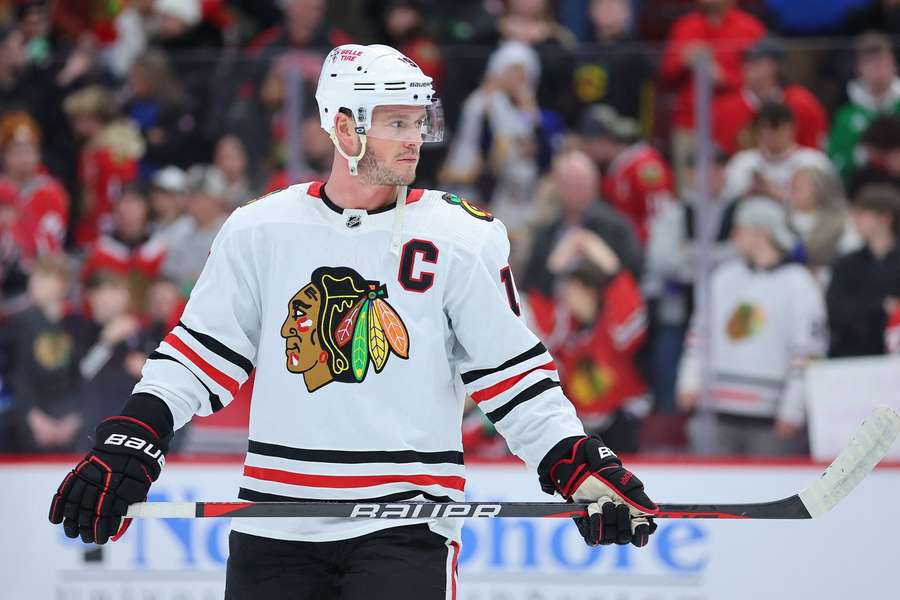 Toews bude prvýkrát v kariére hrať v NHL za iný tím ako Chicago.