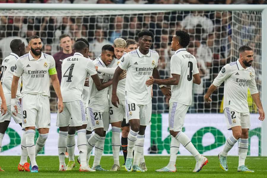 Real aj Juventus potvrdili úlohy favoritov, Vlachodimos vychytal proti PSG bod