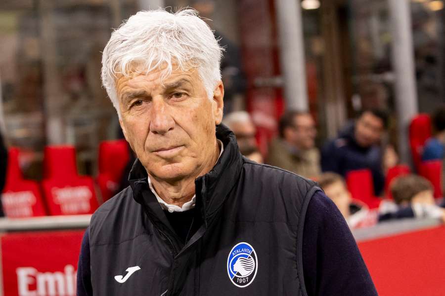 Gian Piero Gasperini during Atalanta's Serie A match at AC Milan.
