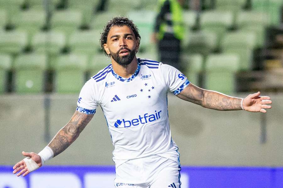 Gabigol foi campeão da Libertadores em 2019 e 2022. Gabigol foi campeão da Libertadores em 2019 e 2022.