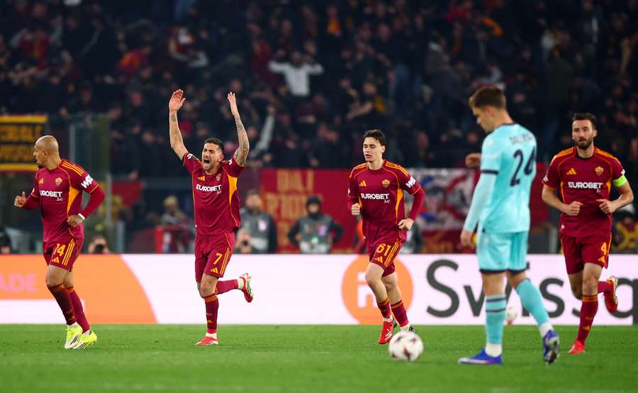 La celebración de Pellegrini tras el 3-3