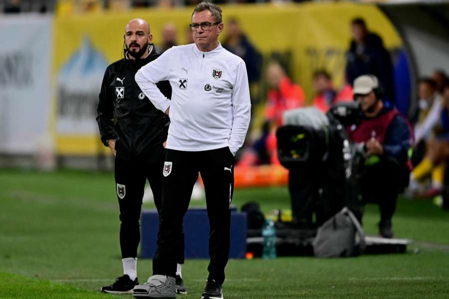 Trenér Rakouska Ralf Rangnick během kvalifikačního utkání na mistrovství světa v Rumunsku.