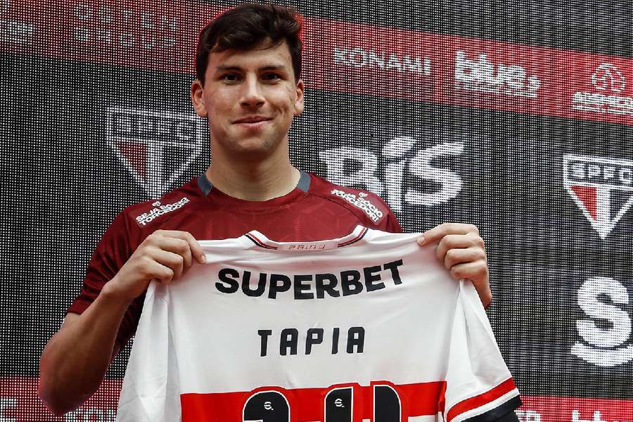 Tapia já fez sua estreia pelo Tricolor no último fim de semana