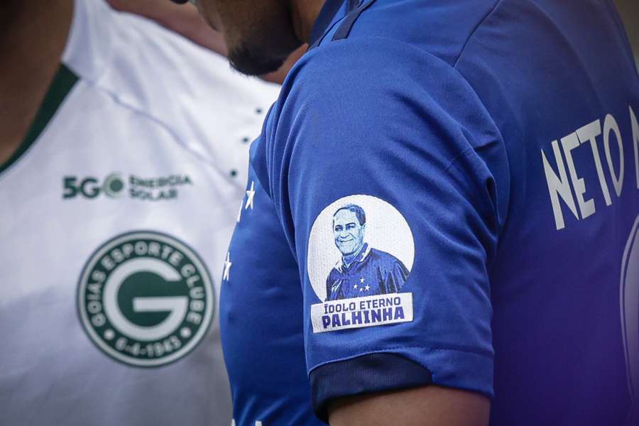 Cruzeiro fez homenagem a Palhinha no uniforme