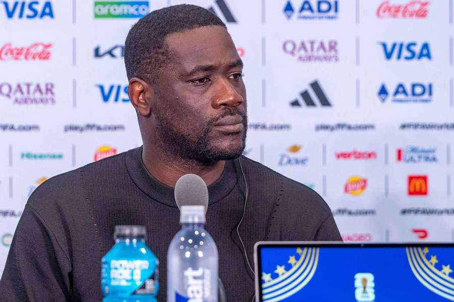 Ivory Coast head coach Emerse Fae