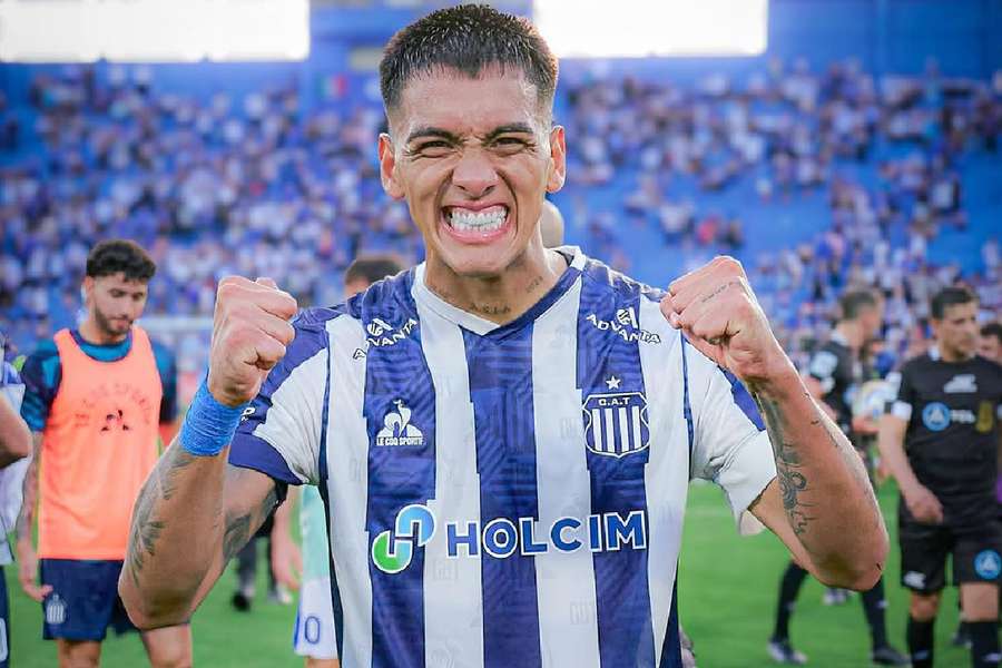 Matías Galarza é um dos grandes nomes do Talleres, que faz jogo duro por sua liberação