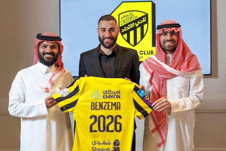 Benzema assina até 2026 com o clube de Jeddah