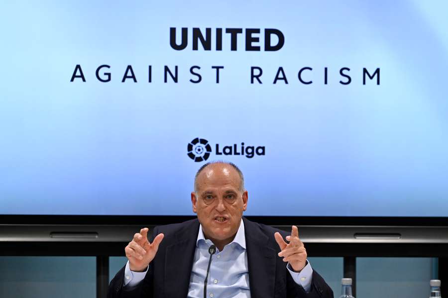 Tebas, durante la conferenza stampa tenuta per spiegare le misure della LaLiga contro il razzismo.