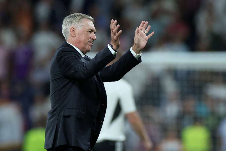 Ancelotti var manager for Napoli i 73 kampe