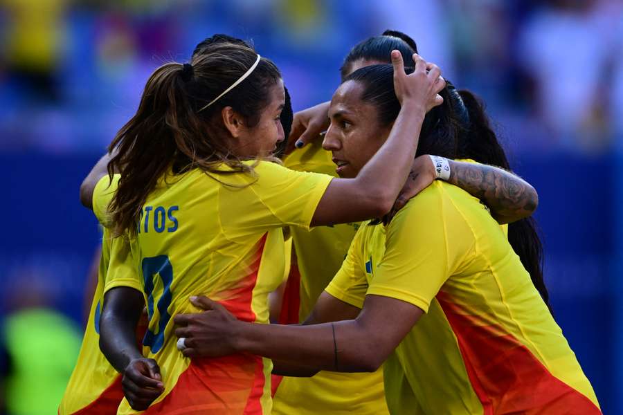 Las colombianas celebran su triunfo ante Nueva Zelanda