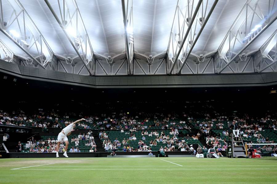 Tenis Flash: Zaczynamy walkę o półfinały Wimbledonu w singlu. Piter zagra w deblu