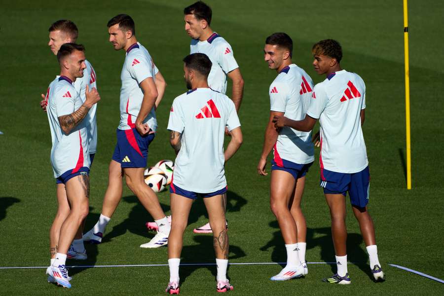 Los jugadores de España, en un entrenamiento.