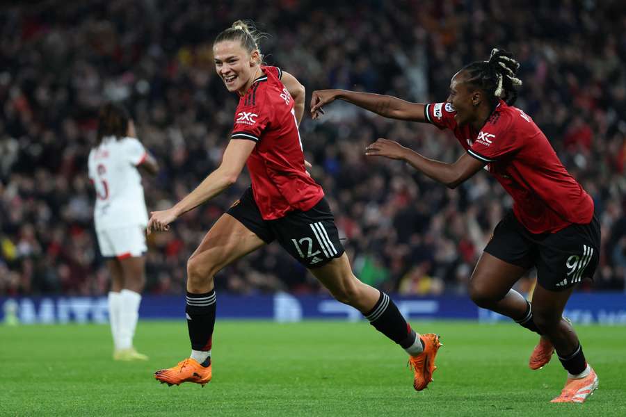 Face à Manchester United, le PSG enchaîne une troisième défaite en trois matchs Face à Manchester United, le PSG enchaîne une troisième défaite en trois matchs