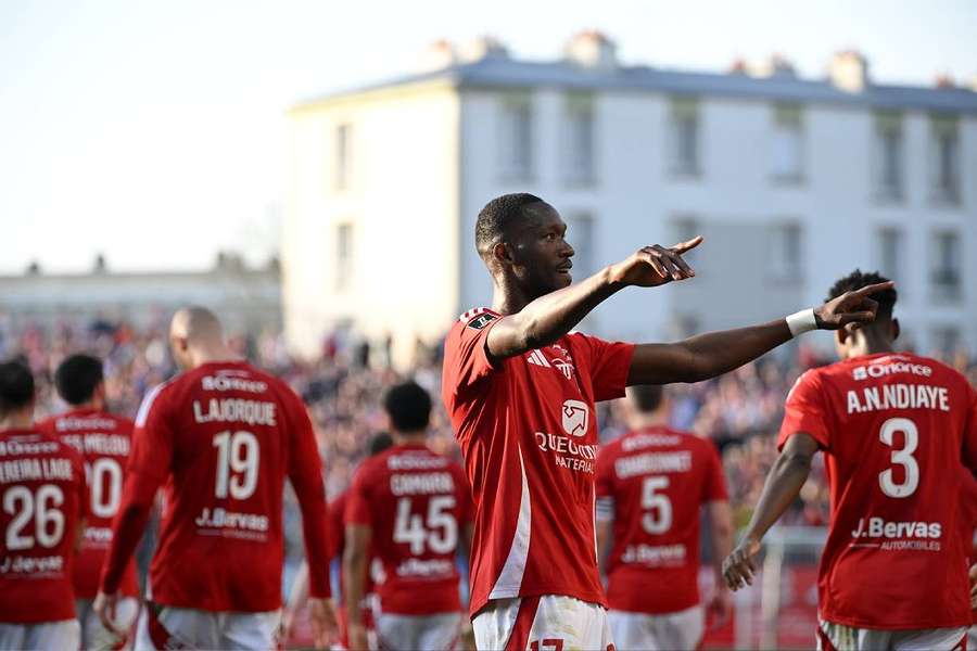 Abdallah Sima comemora o golo contra o Mónaco