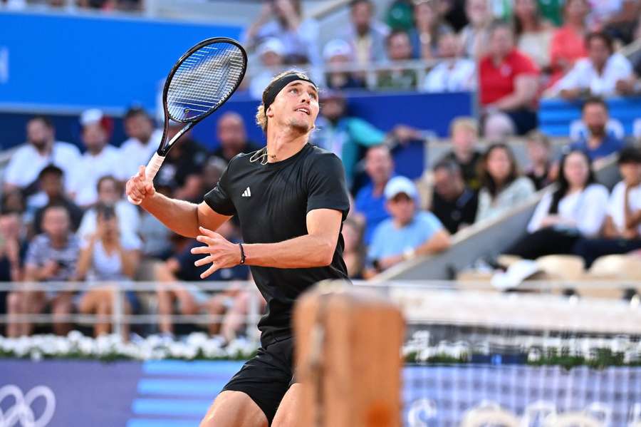 Zverev em ação no court de Paris