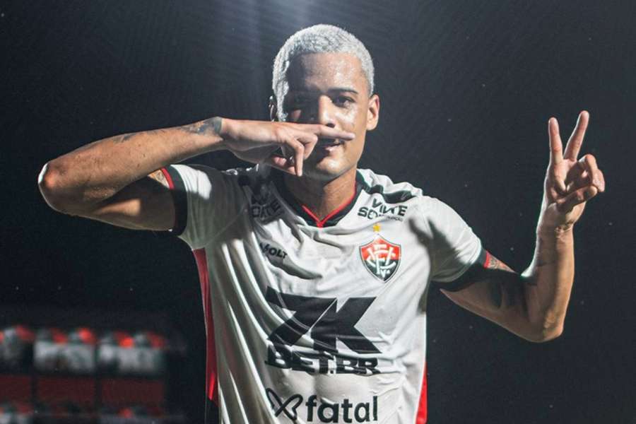 Janderson abriu o placar em Vitória 2x1 Fortaleza