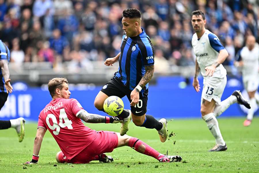 Lautaro Martinez erzielt den Ausgleich gegen Lazio und ebnet den Weg für Napoli zur Meisterschaft