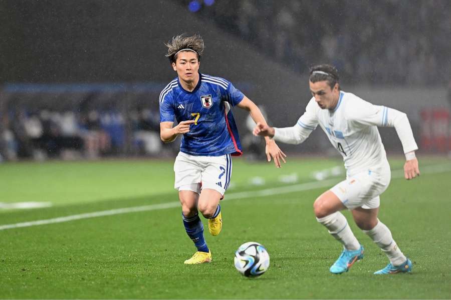 Keito Nakamura (l.) könnte bald in Frankfurt auf Torejagd gehen.