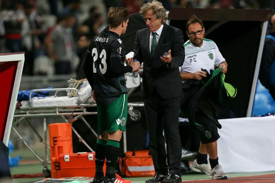Adrien Silva com Jorge Jesus no Sporting Adrien Silva com Jorge Jesus no Sporting