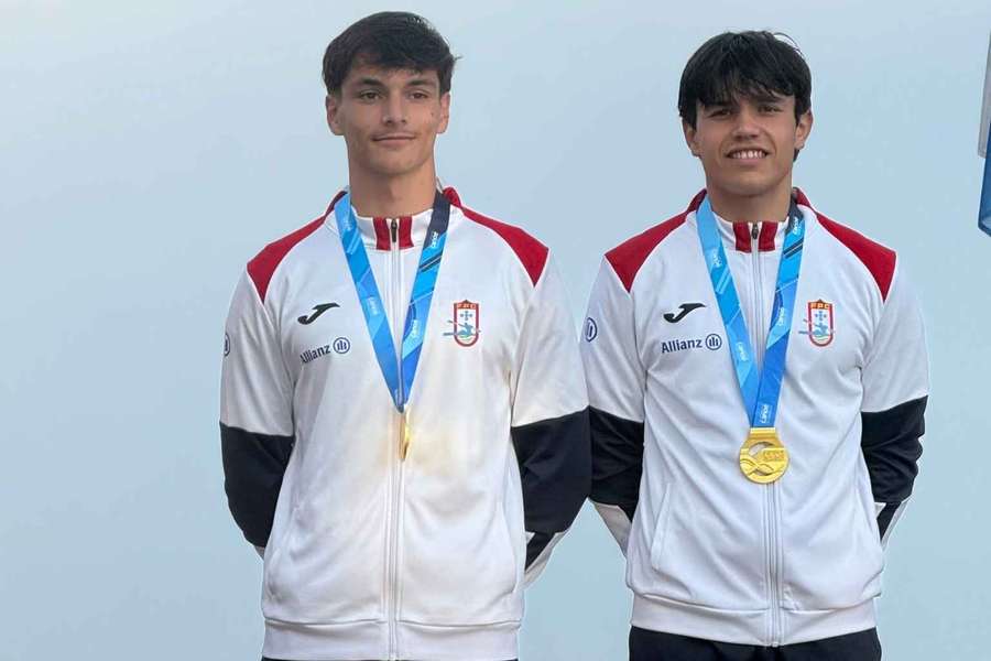 Duarte Cunha e Gabriel Fernandes conquistaram título mundial de C2 júnior nos Mundiais de Canoagem de maratona Duarte Cunha e Gabriel Fernandes conquistaram título mundial de C2 júnior nos Mundiais de Canoagem de maratona