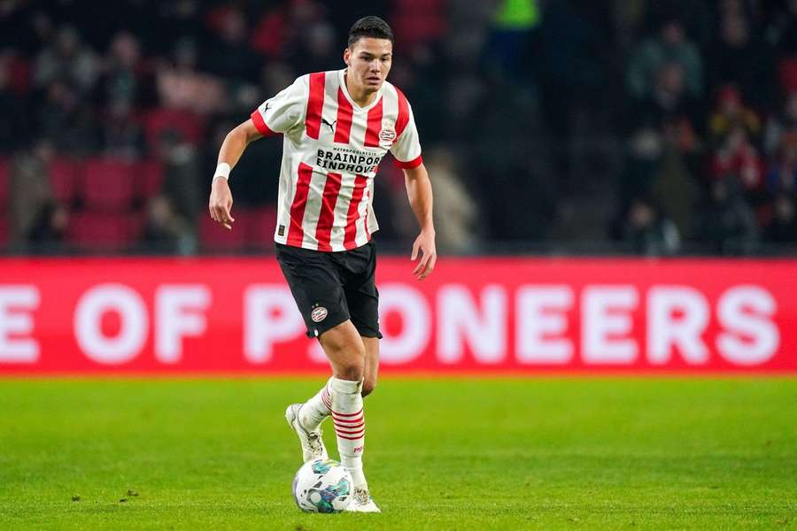 Jenson Seelt verlaat PSV voor een avontuur bij Sunderland