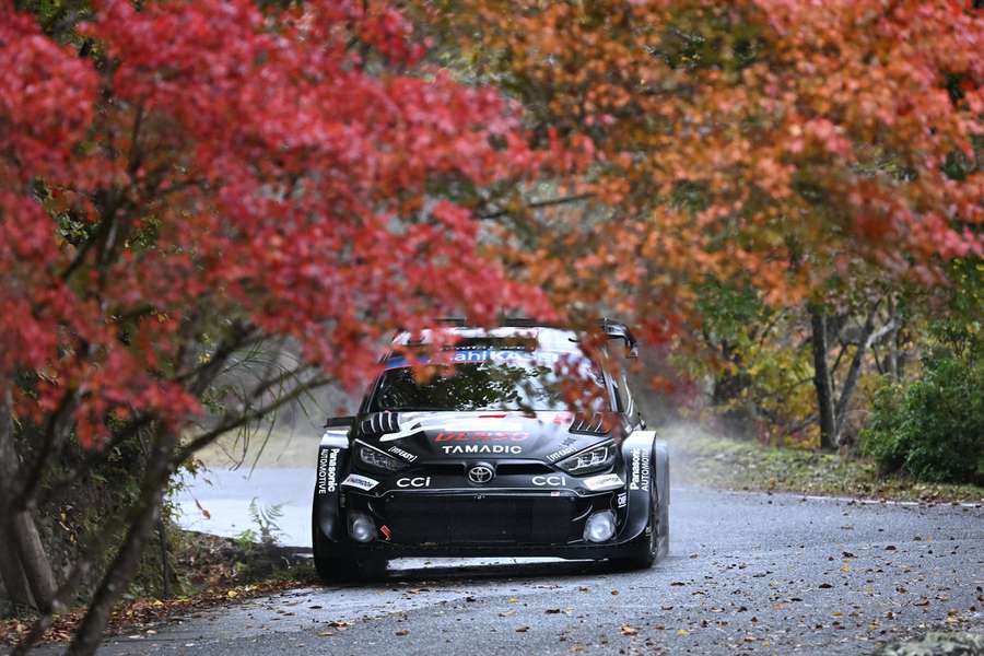 Sébastien Ogier em ação no Japão
