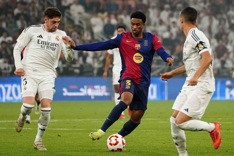 Real Madrid - FC Barcelone : Où regarder le Clásico, heure et compos (Liga) Real Madrid - FC Barcelone : Où regarder le Clásico, heure et compos (Liga)