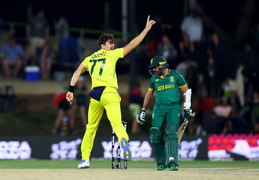 Sean Abbott celebrates taking the wicket of South Africa's Tabraiz Shamsi