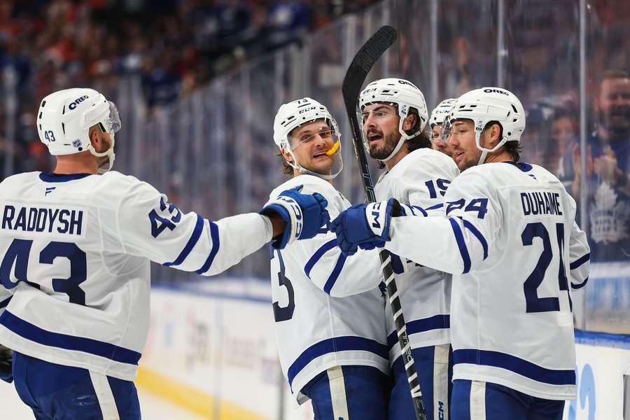 Leafs players celebrate goal against Edmonton Oilers (2026) Leafs players celebrate goal against Edmonton Oilers (2026)