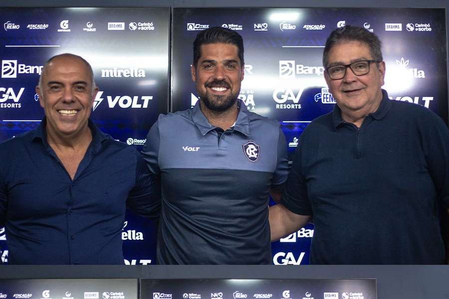 António Oliveira no dia da apresentação