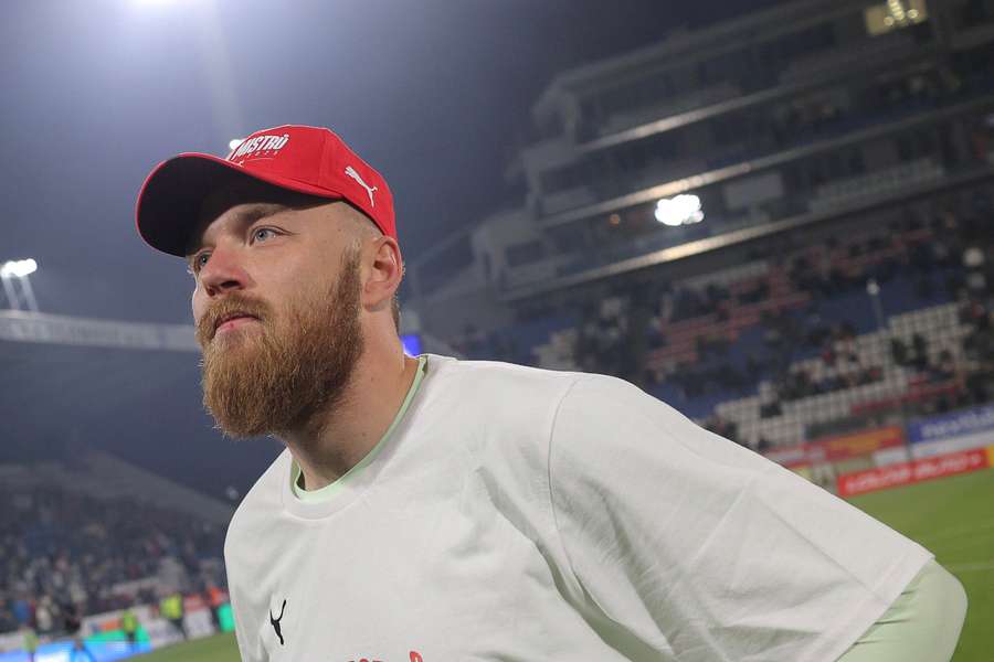 Staněk prodloužil smlouvu ve Slavii, Prebsl a Bužek jsou na odchodu
