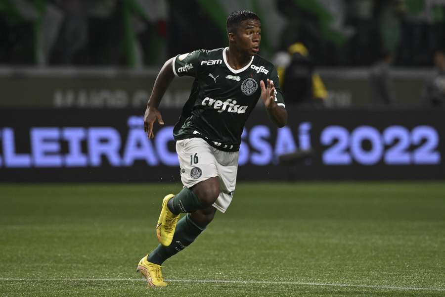 Endrick viert doelpunt voor Palmeiras