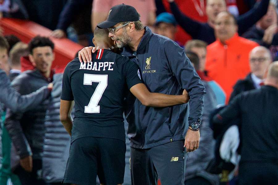 Jürgen Klopp (r.) und Kylian Mbappe (l.).