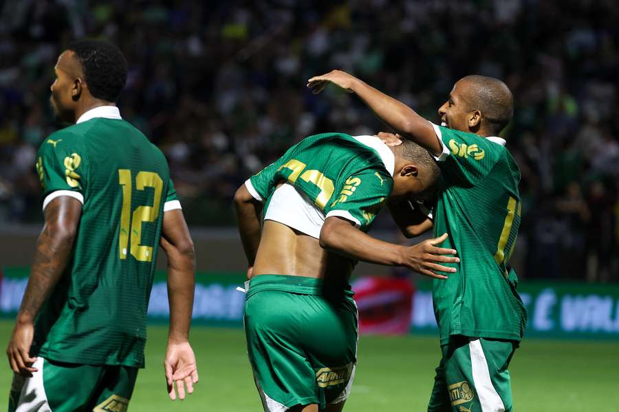 Palmeiras passou pelo Referência-SP na 2ª fase da Copinha