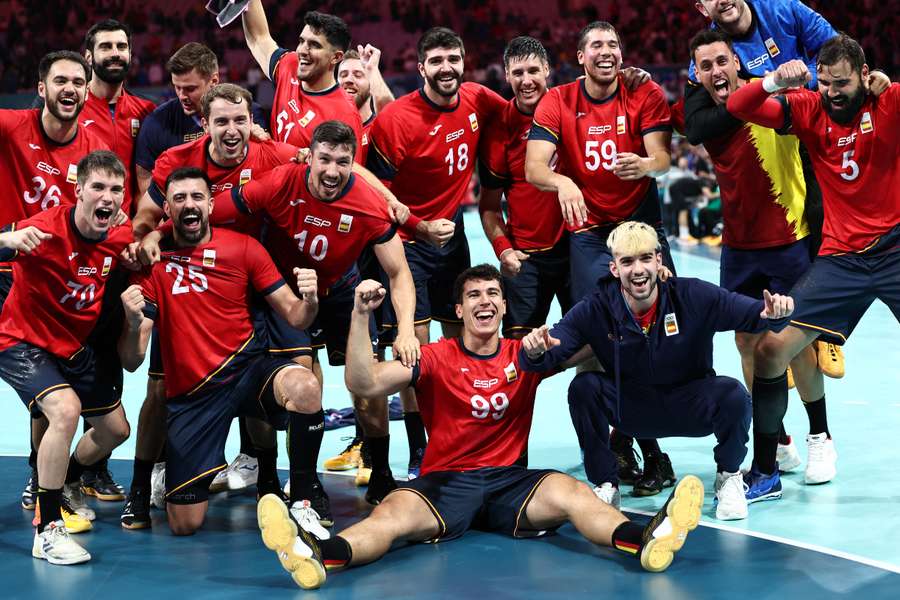 Los Hispanos celebran el pase a semifinales