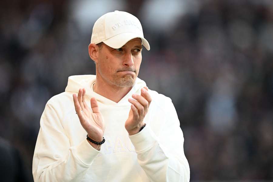 Alexander Blessin muss ordentlich blechen.