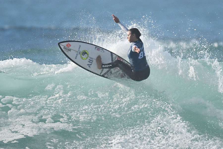 Sally Fitzgibbons conquista prova na Ericeira