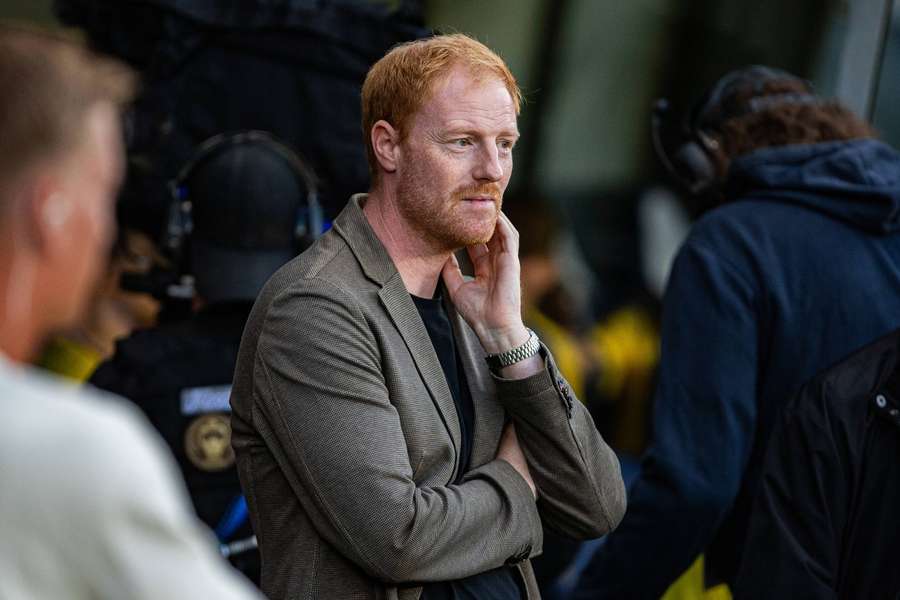 Benjamin Schmedes muda-se para a DFL Benjamin Schmedes muda-se para a DFL