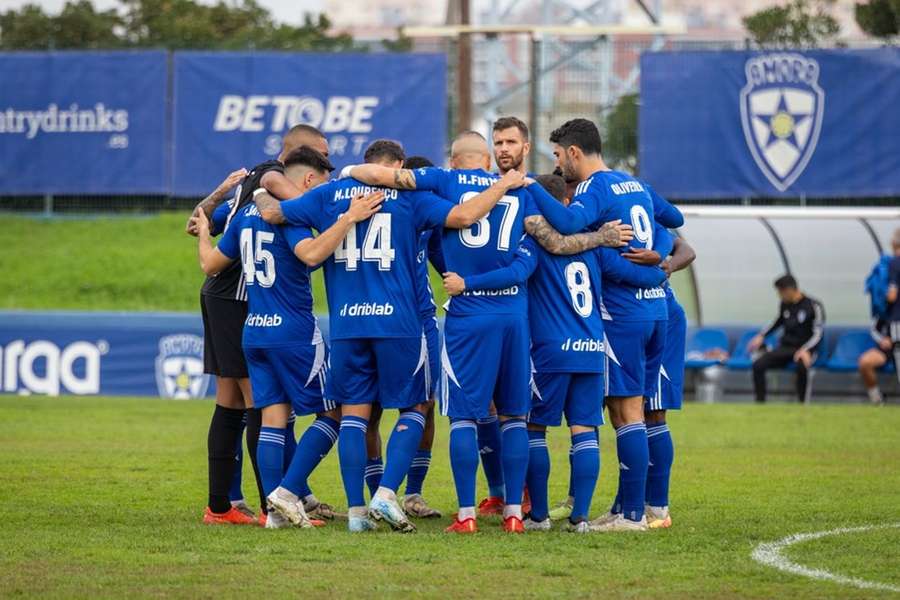 Amora lidera a série D do Campeonato de Portugal