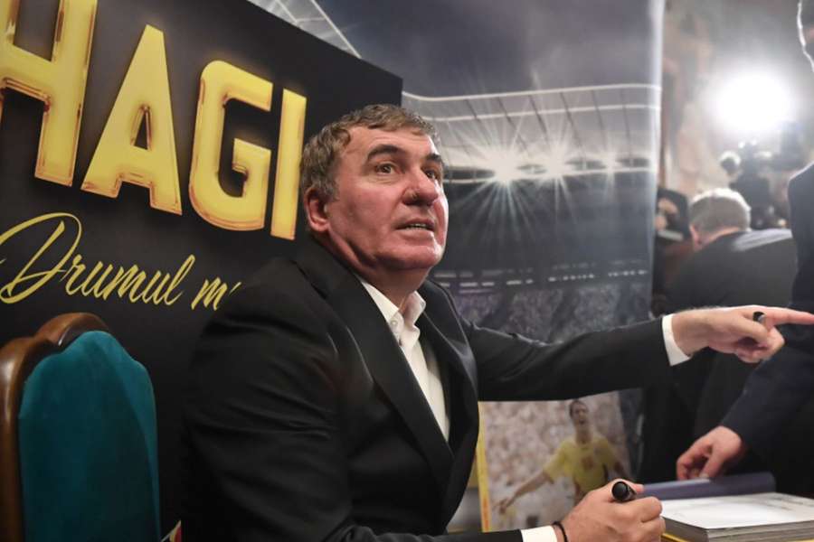 FRF îl vrea pe Gheorghe Hagi ca și selecționer al României FRF îl vrea pe Gheorghe Hagi ca și selecționer al României
