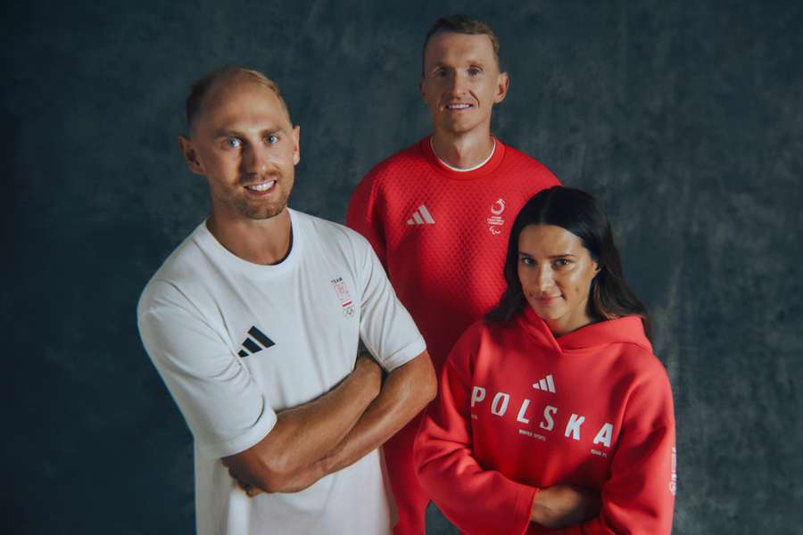 Odzież polskich olimpijczyków w barwach podstawowych Odzież polskich olimpijczyków w barwach podstawowych