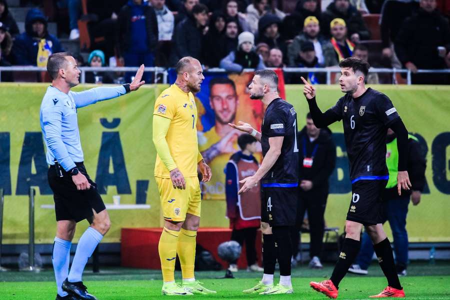 Fotbalisté Rumunska vyhráli nad Kosovem 3:0 kontumačně, rozhodla UEFA